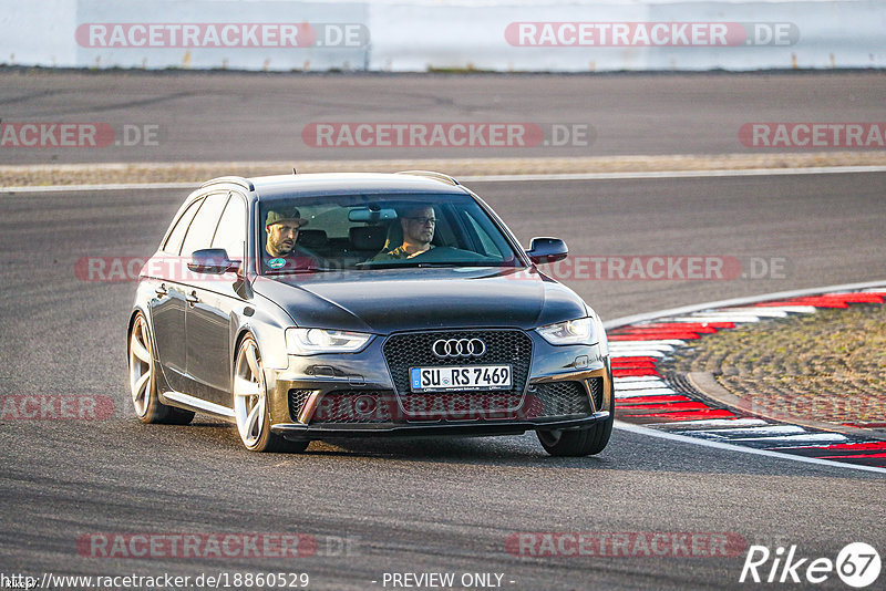 Bild #18860529 - Touristenfahrten Nürburgring Grand-Prix-Strecke (30.08.2022)