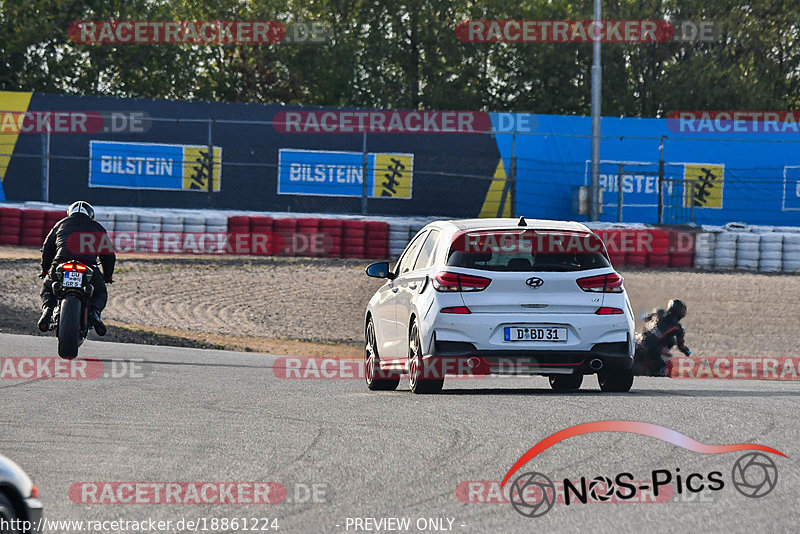 Bild #18861224 - Touristenfahrten Nürburgring Grand-Prix-Strecke (30.08.2022)