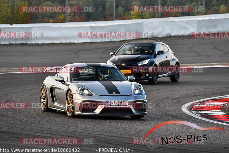 Bild #18862402 - Touristenfahrten Nürburgring Grand-Prix-Strecke (30.08.2022)