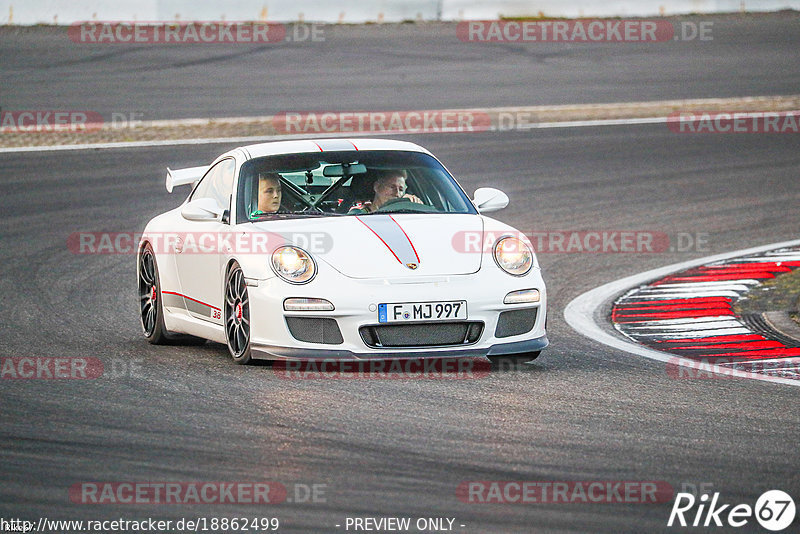 Bild #18862499 - Touristenfahrten Nürburgring Grand-Prix-Strecke (30.08.2022)