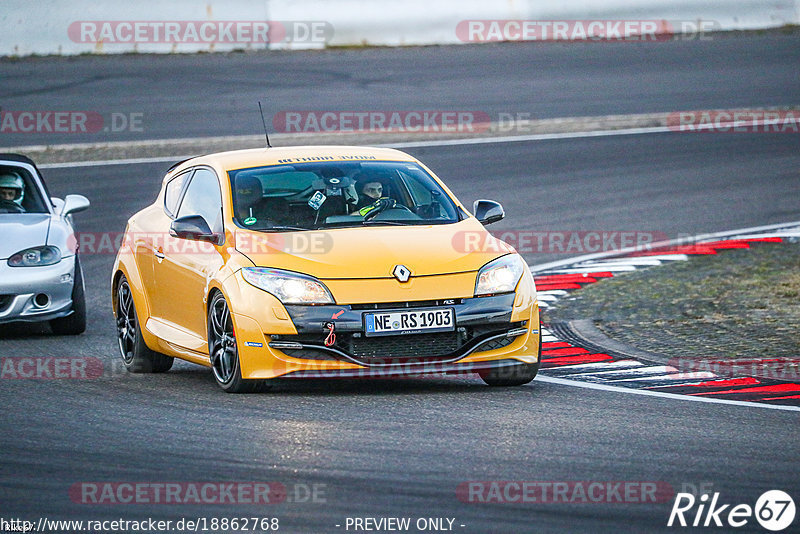 Bild #18862768 - Touristenfahrten Nürburgring Grand-Prix-Strecke (30.08.2022)