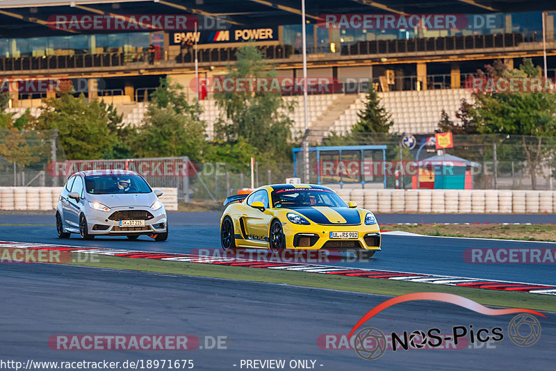 Bild #18971675 - Touristenfahrten Nürburgring Grand-Prix-Strecke (06.09.2022)