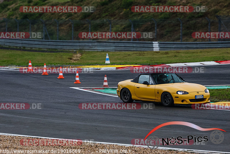 Bild #19015069 - Touristenfahrten Nürburgring Grand-Prix-Strecke (13.09.2022)