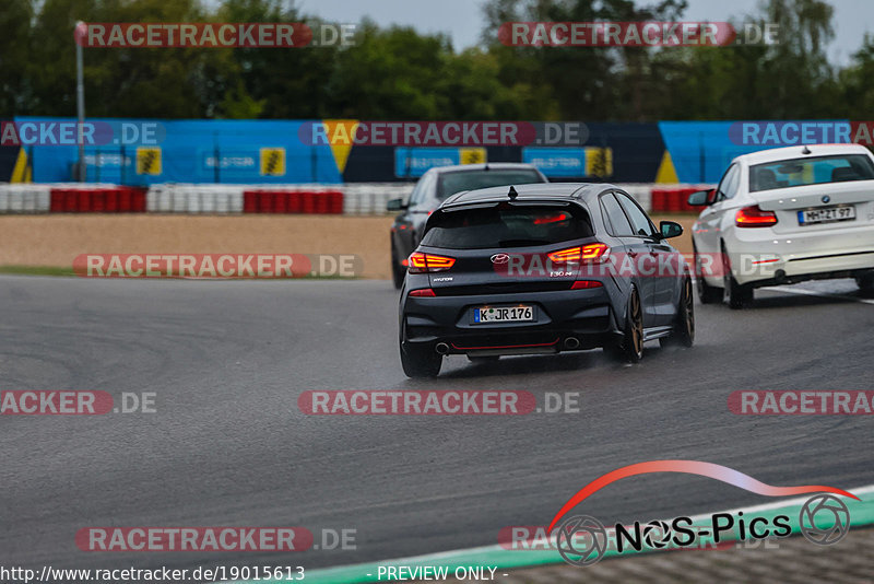 Bild #19015613 - Touristenfahrten Nürburgring Grand-Prix-Strecke (13.09.2022)