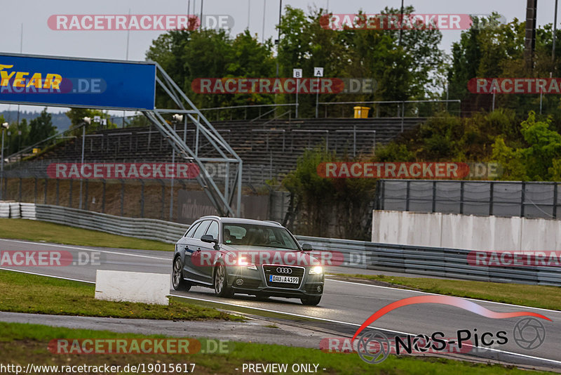 Bild #19015617 - Touristenfahrten Nürburgring Grand-Prix-Strecke (13.09.2022)