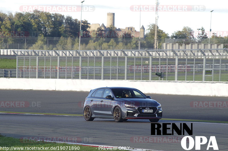 Bild #19071890 - Touristenfahrten Nürburgring Grand-Prix-Strecke (20.09.2022)