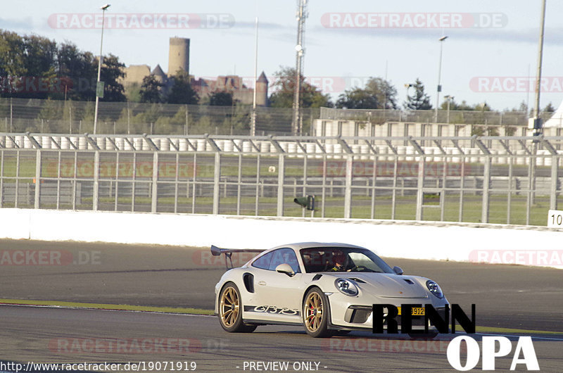 Bild #19071919 - Touristenfahrten Nürburgring Grand-Prix-Strecke (20.09.2022)