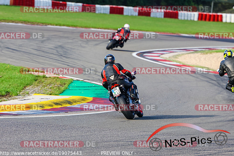 Bild #19075443 - Touristenfahrten Nürburgring Grand-Prix-Strecke (20.09.2022)