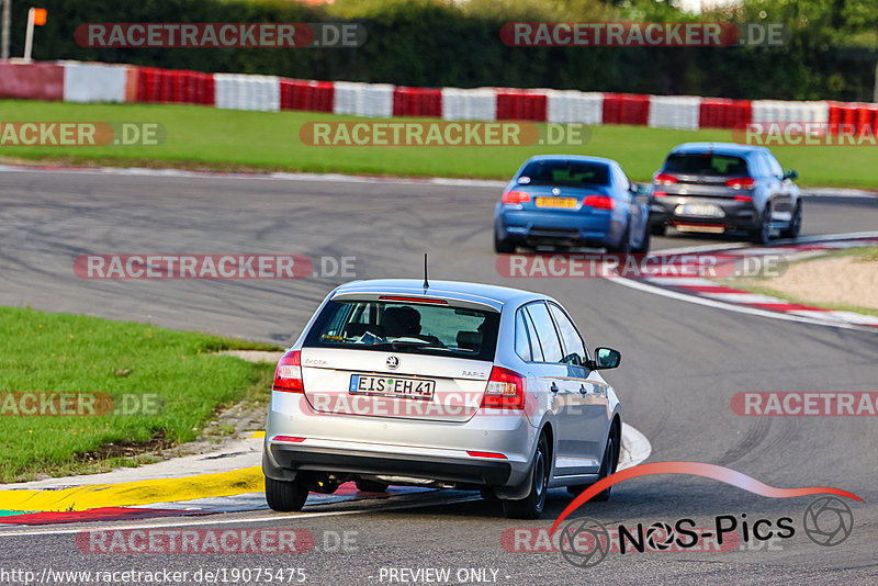 Bild #19075475 - Touristenfahrten Nürburgring Grand-Prix-Strecke (20.09.2022)