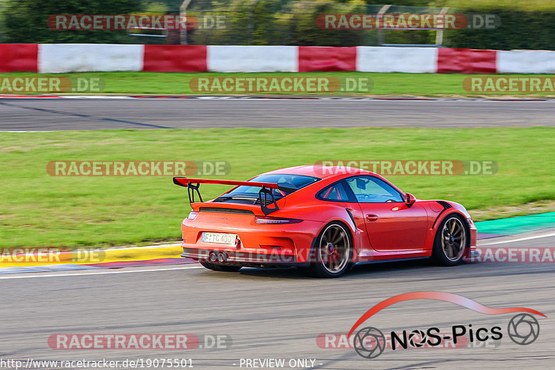 Bild #19075501 - Touristenfahrten Nürburgring Grand-Prix-Strecke (20.09.2022)