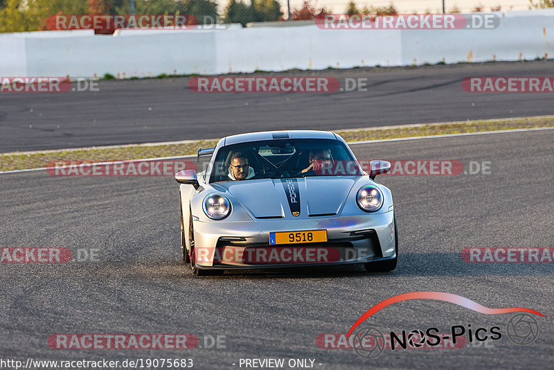 Bild #19075683 - Touristenfahrten Nürburgring Grand-Prix-Strecke (20.09.2022)