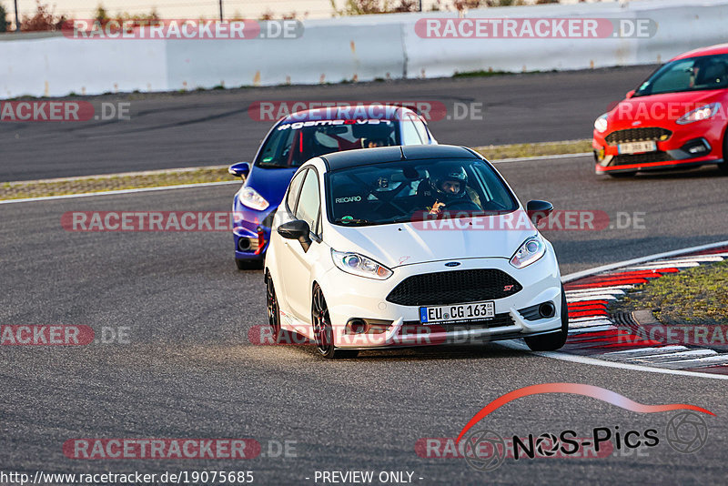 Bild #19075685 - Touristenfahrten Nürburgring Grand-Prix-Strecke (20.09.2022)