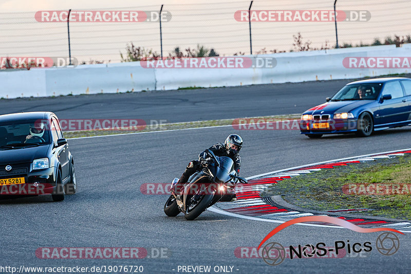 Bild #19076720 - Touristenfahrten Nürburgring Grand-Prix-Strecke (20.09.2022)