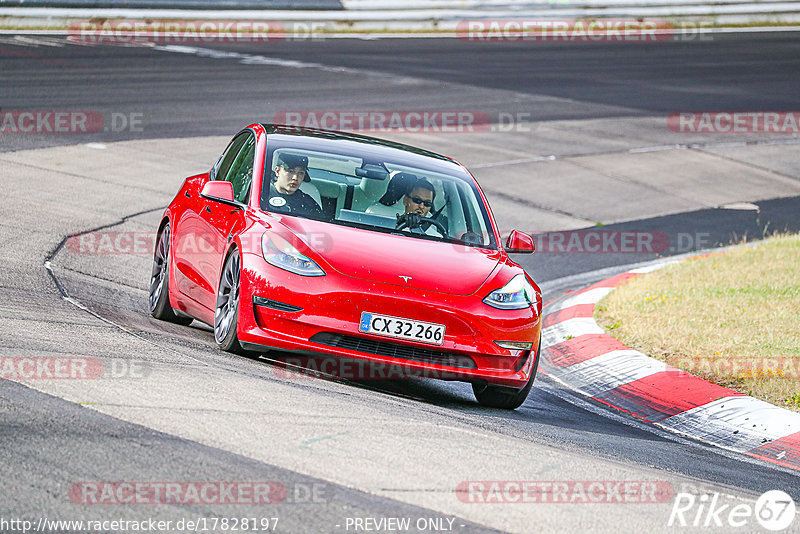 Bild #17828197 - Touristenfahrten Nürburgring Nordschleife (12.07.2022)