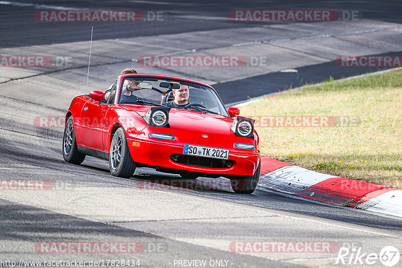 Bild #17828434 - Touristenfahrten Nürburgring Nordschleife (12.07.2022)