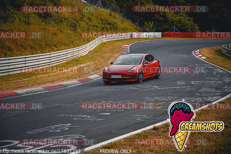 Bild #17831252 - Touristenfahrten Nürburgring Nordschleife (12.07.2022)