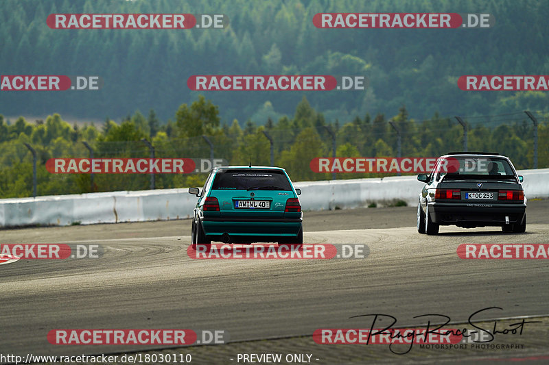 Bild #18030110 - After Work Classics - Nürburgring GP Strecke (25.07.2022)