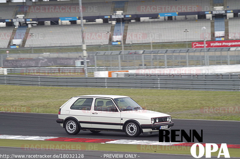 Bild #18032128 - After Work Classics - Nürburgring GP Strecke (25.07.2022)