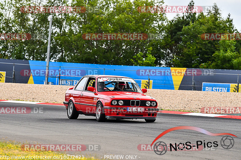 Bild #18032423 - After Work Classics - Nürburgring GP Strecke (25.07.2022)