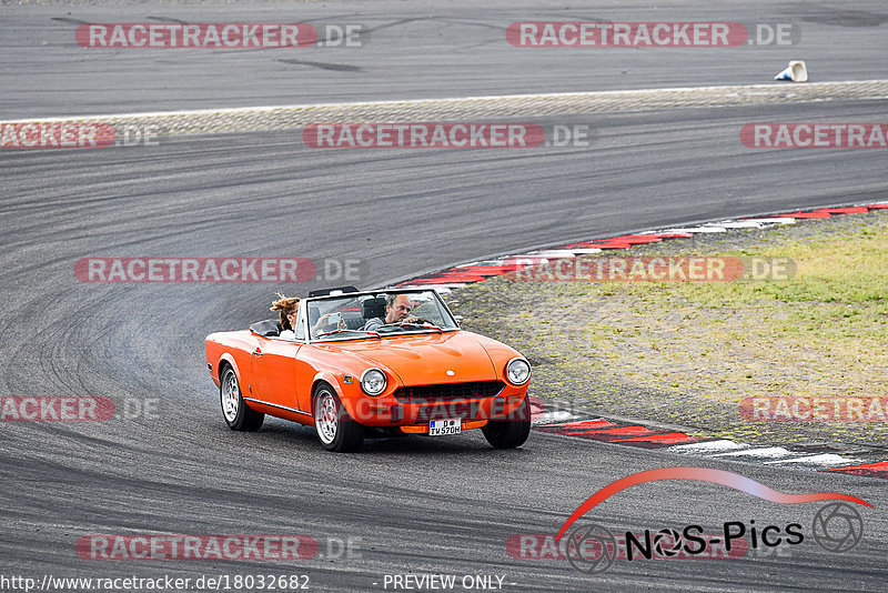 Bild #18032682 - After Work Classics - Nürburgring GP Strecke (25.07.2022)
