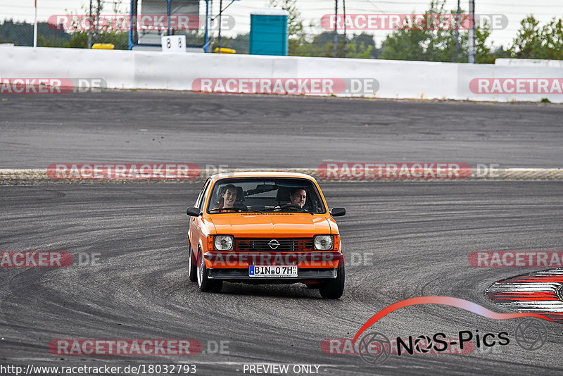 Bild #18032793 - After Work Classics - Nürburgring GP Strecke (25.07.2022)