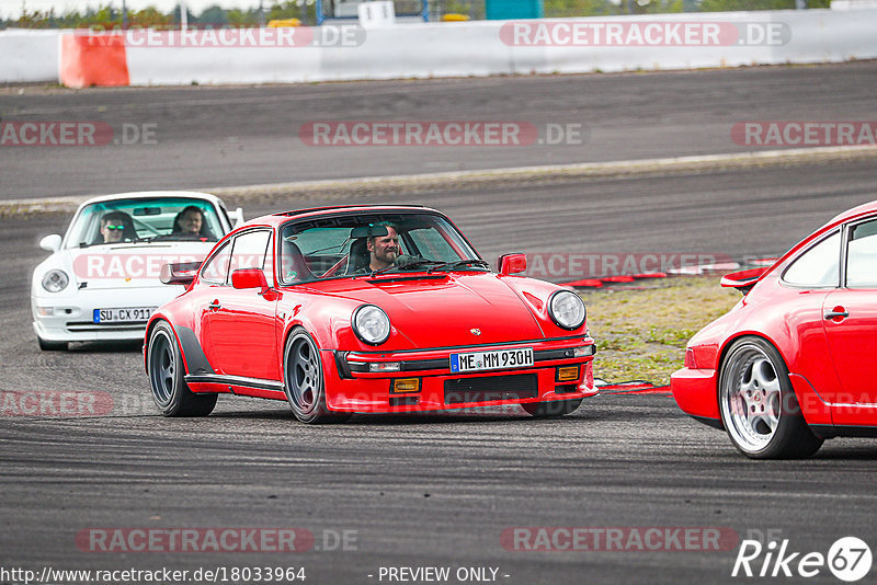 Bild #18033964 - After Work Classics - Nürburgring GP Strecke (25.07.2022)