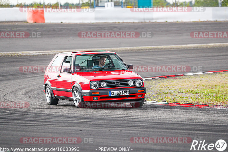 Bild #18033993 - After Work Classics - Nürburgring GP Strecke (25.07.2022)