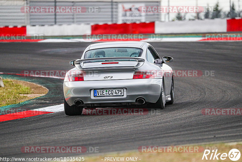 Bild #18035625 - After Work Classics - Nürburgring GP Strecke (25.07.2022)