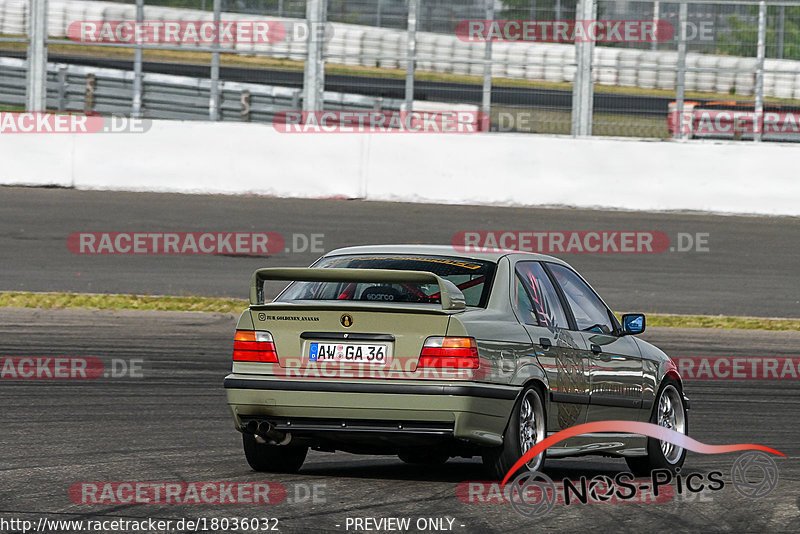 Bild #18036032 - After Work Classics - Nürburgring GP Strecke (25.07.2022)