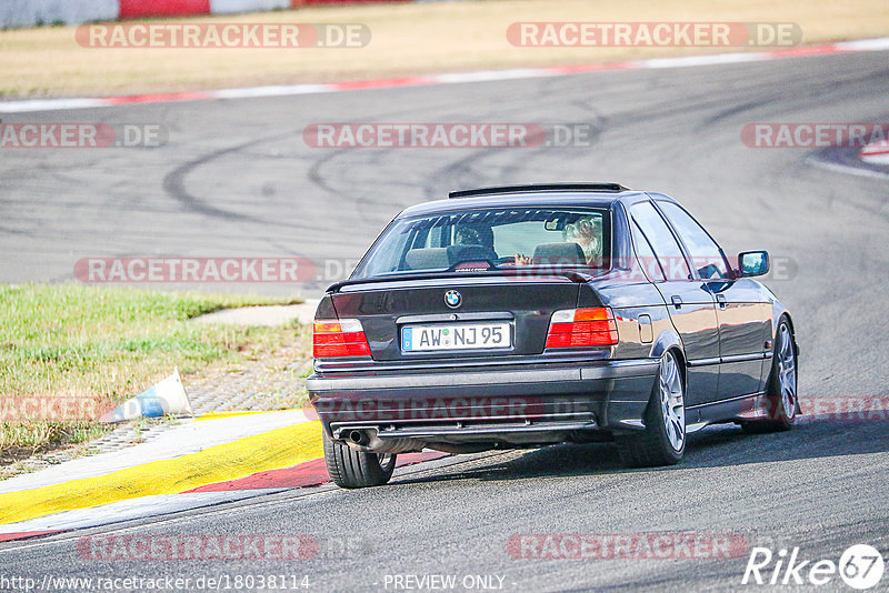 Bild #18038114 - After Work Classics - Nürburgring GP Strecke (25.07.2022)