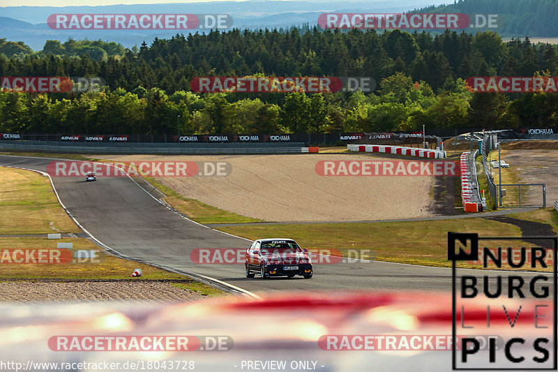 Bild #18043728 - After Work Classics - Nürburgring GP Strecke (25.07.2022)