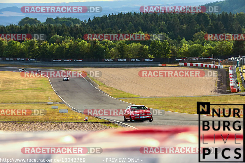 Bild #18043769 - After Work Classics - Nürburgring GP Strecke (25.07.2022)