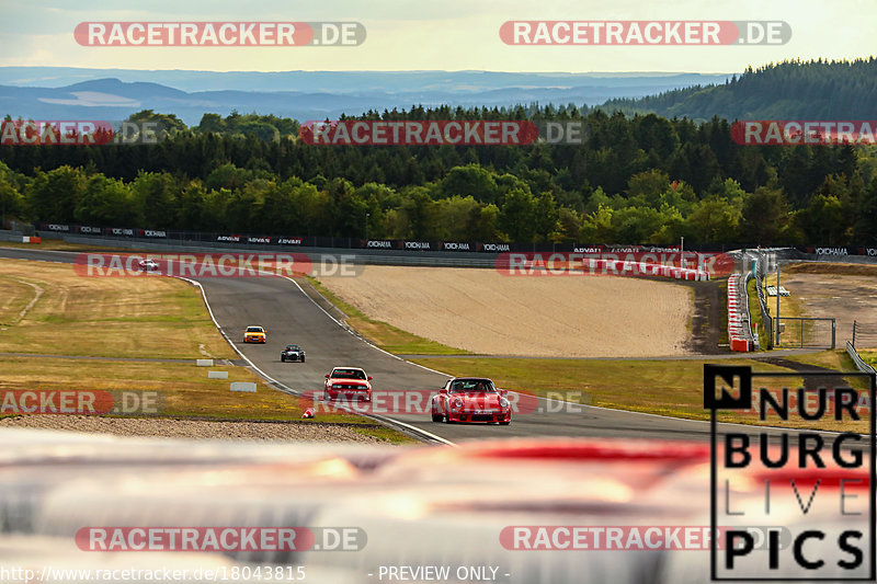 Bild #18043815 - After Work Classics - Nürburgring GP Strecke (25.07.2022)
