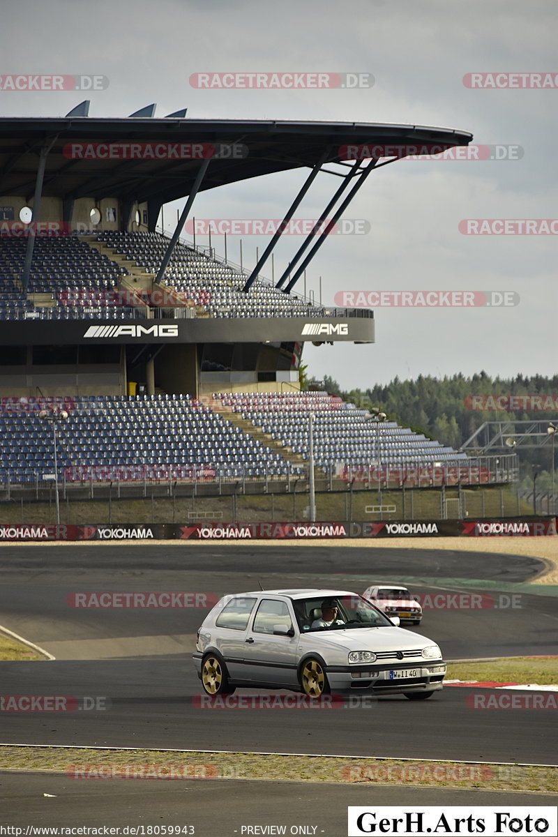 Bild #18059943 - After Work Classics - Nürburgring GP Strecke (25.07.2022)