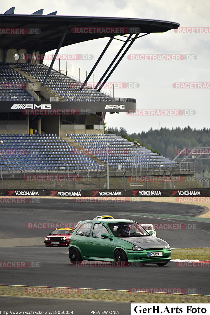 Bild #18060054 - After Work Classics - Nürburgring GP Strecke (25.07.2022)