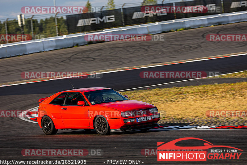 Bild #18521906 - After Work Classics Nürburgring GP-Strecke