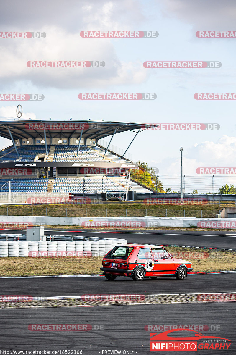 Bild #18522106 - After Work Classics Nürburgring GP-Strecke