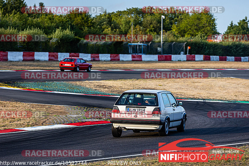 Bild #18522744 - After Work Classics Nürburgring GP-Strecke