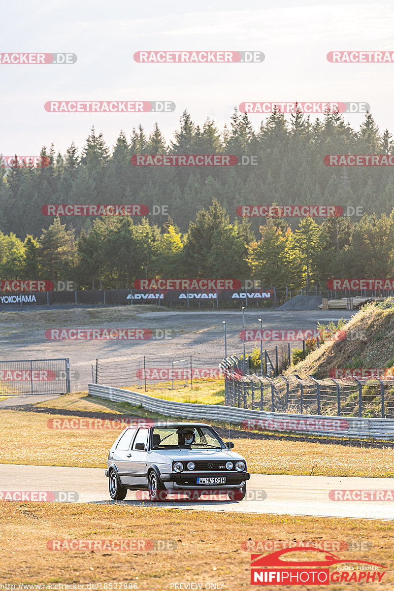 Bild #18522886 - After Work Classics Nürburgring GP-Strecke