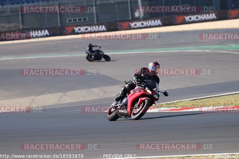 Bild #18583879 - Touristenfahrten Nürburgring Grand-Prix-Strecke (20.08.2022)