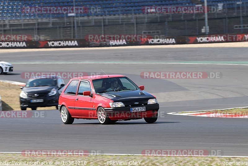 Bild #18584210 - Touristenfahrten Nürburgring Grand-Prix-Strecke (20.08.2022)