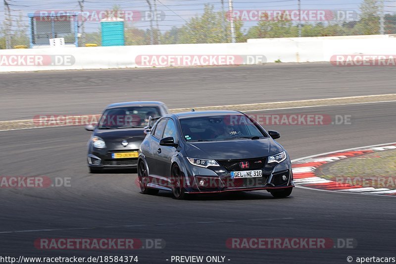 Bild #18584374 - Touristenfahrten Nürburgring Grand-Prix-Strecke (20.08.2022)