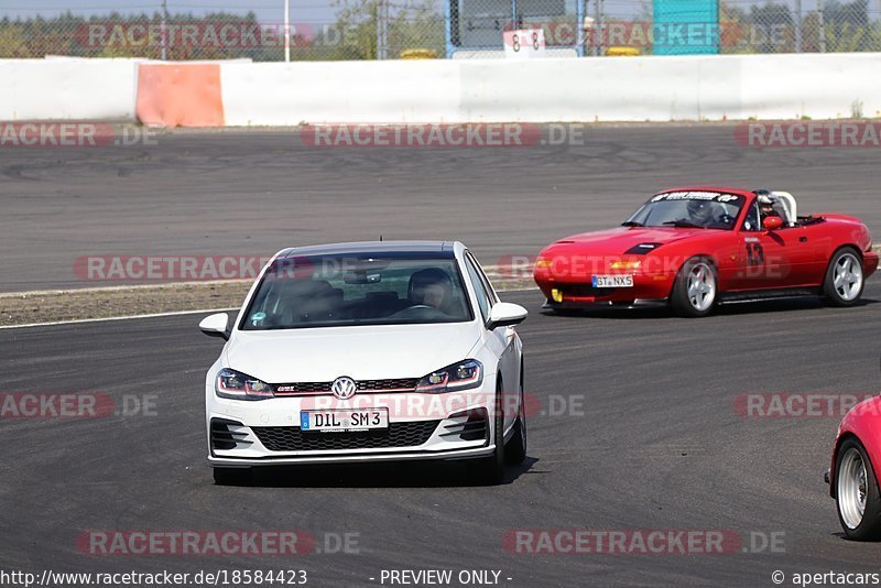 Bild #18584423 - Touristenfahrten Nürburgring Grand-Prix-Strecke (20.08.2022)