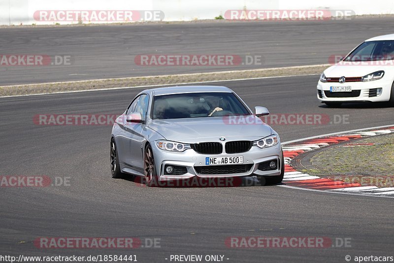 Bild #18584441 - Touristenfahrten Nürburgring Grand-Prix-Strecke (20.08.2022)