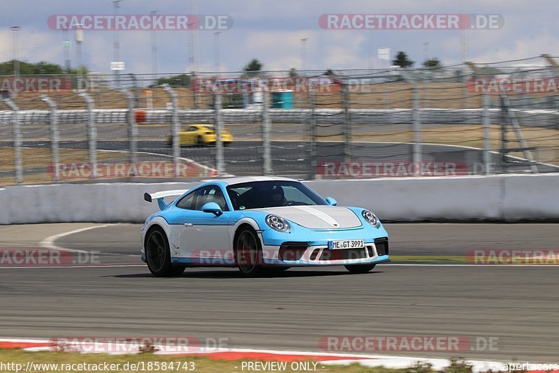 Bild #18584743 - Touristenfahrten Nürburgring Grand-Prix-Strecke (20.08.2022)