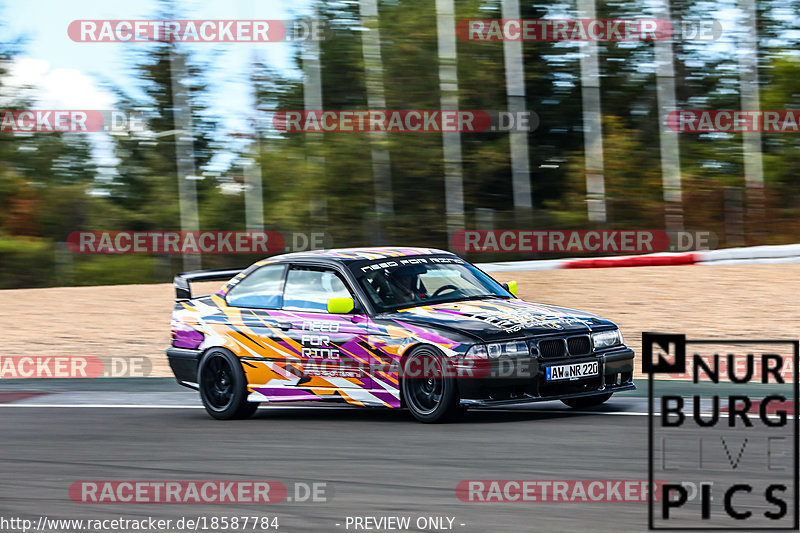 Bild #18587784 - Touristenfahrten Nürburgring Grand-Prix-Strecke (20.08.2022)