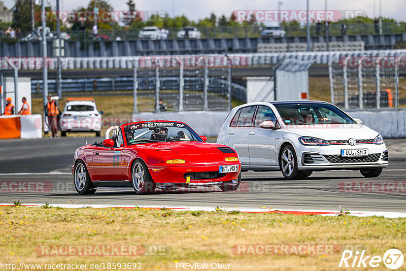 Bild #18593692 - Touristenfahrten Nürburgring Grand-Prix-Strecke (20.08.2022)