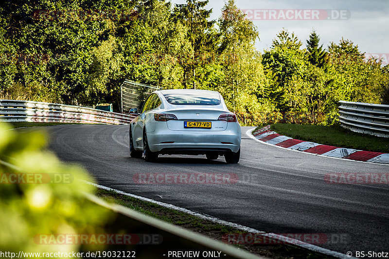 Bild #19032122 - Touristenfahrten Nürburgring Nordschleife (16.09.2022)