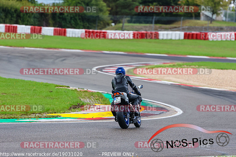 Bild #19031020 - Touristenfahrten Nürburgring Grand-Prix-Strecke (16.09.2022)