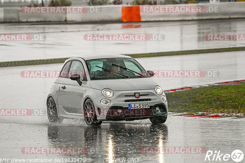 Bild #19031420 - Touristenfahrten Nürburgring Grand-Prix-Strecke (16.09.2022)